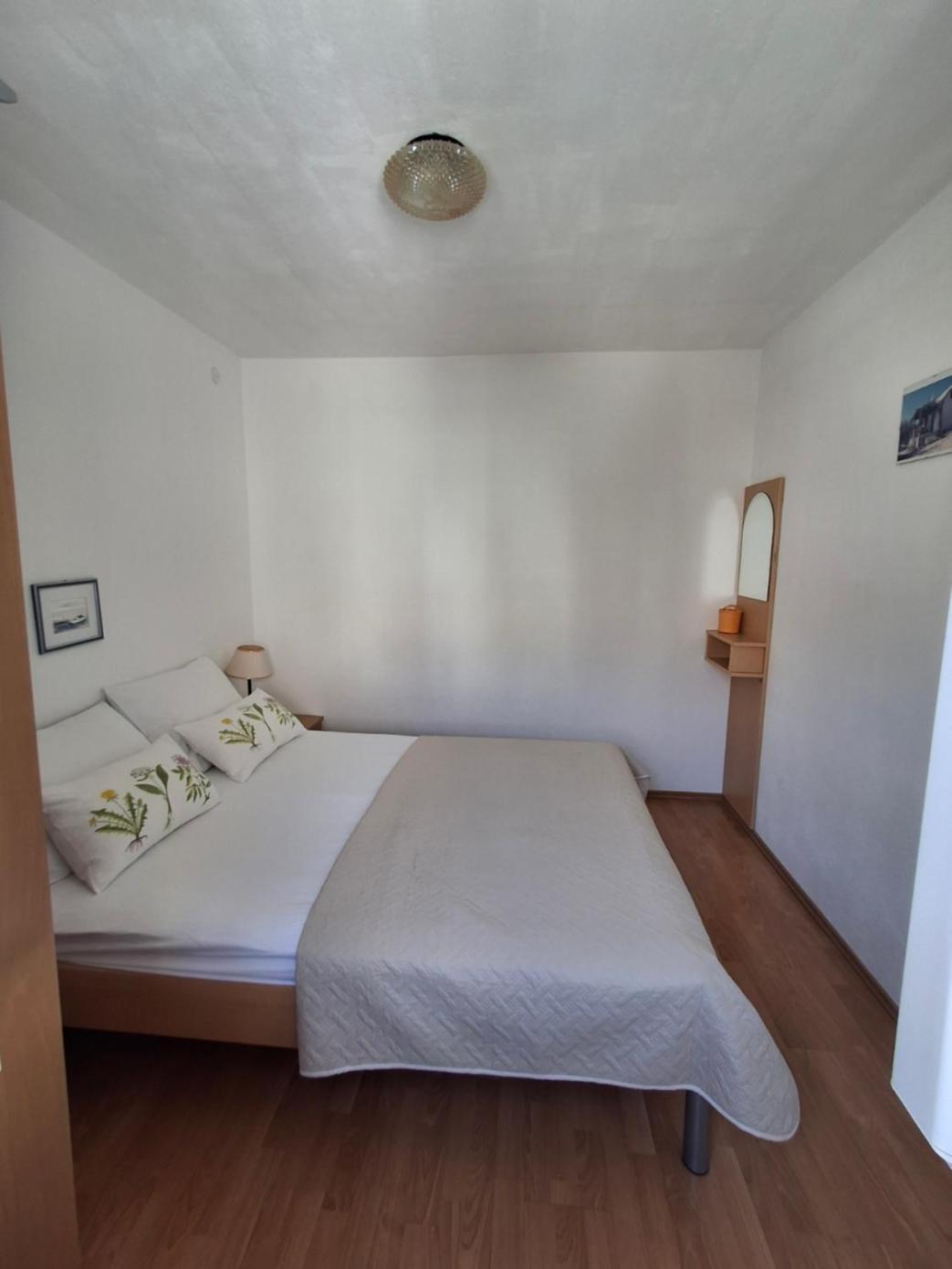 Apartment Irena Μπολ Εξωτερικό φωτογραφία