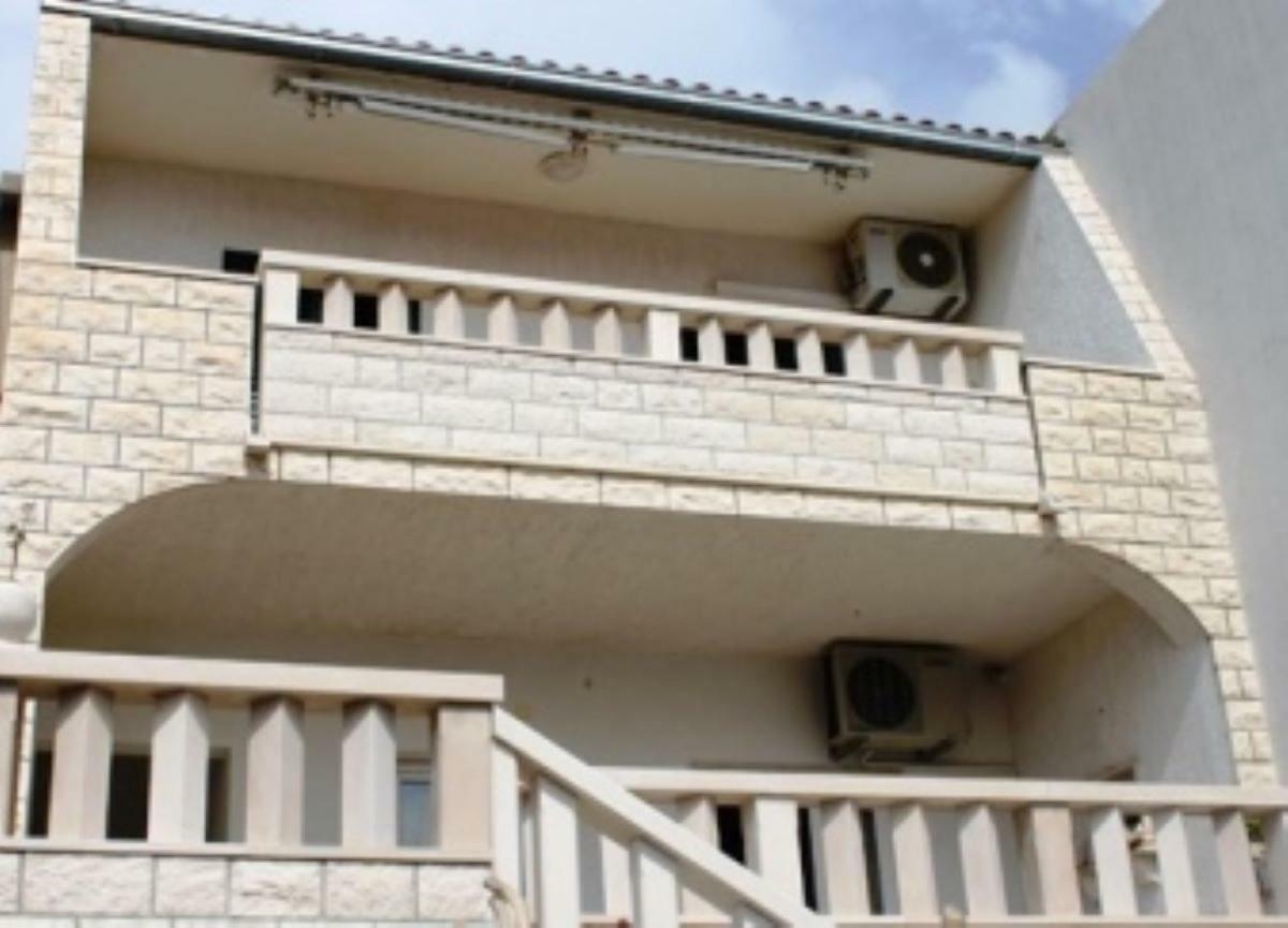 Apartment Irena Μπολ Εξωτερικό φωτογραφία